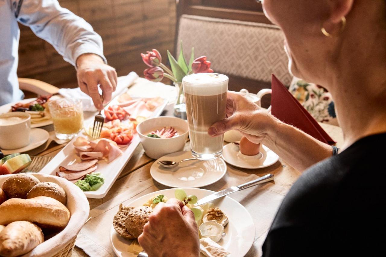"Quality Hosts Arlberg" Hotel Garni Moessmer Sankt Anton am Arlberg Dış mekan fotoğraf