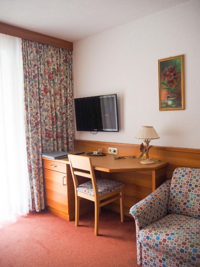 "Quality Hosts Arlberg" Hotel Garni Moessmer Sankt Anton am Arlberg Dış mekan fotoğraf