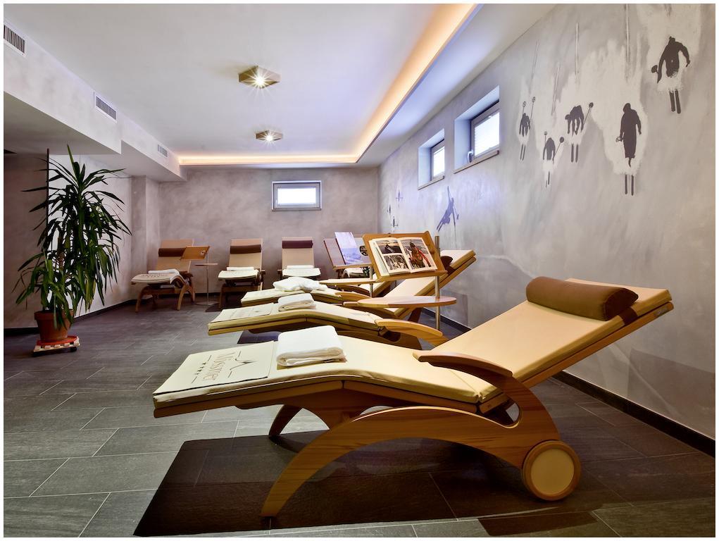 "Quality Hosts Arlberg" Hotel Garni Moessmer Sankt Anton am Arlberg Dış mekan fotoğraf
