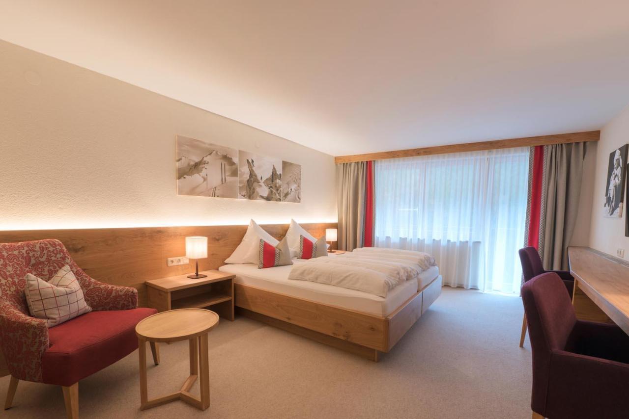"Quality Hosts Arlberg" Hotel Garni Moessmer Sankt Anton am Arlberg Dış mekan fotoğraf